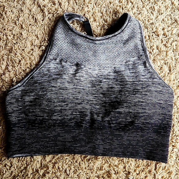 Athletic Works womans sports bra size 2XL with adjustable straps - Picture 1 of 5